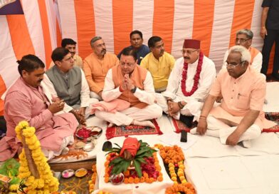 हरिद्वार में 235 करोड़ की गंगा कॉरिडोर परियोजना का मुख्यमंत्री ने किया शिलान्यास