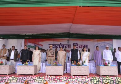 गढ़वाल मंडल में उल्लास के साथ मनाई गई स्वाधीनता की 79वीं वर्षगांठ, पौड़ी में निकाली गईं प्रभात फेरियां