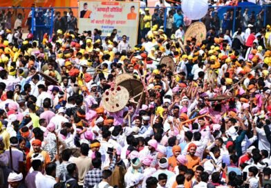 देवीधुरा बग्वाल में चार खाम–सात थोक के बीच जमकर चले फल-फूल, कुल 8 मिनट तक हुआ ‘युद्ध’