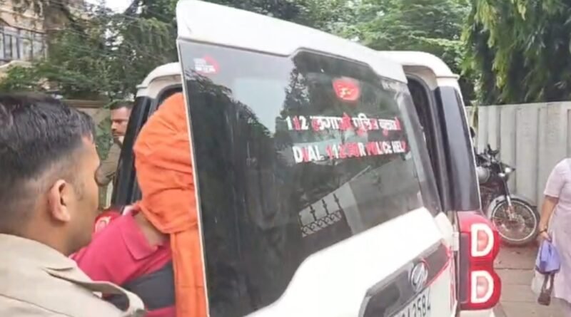 देहरादून के पॉश इलाके में दिन-दहाड़े धारदार हथियार से महिला की हत्या