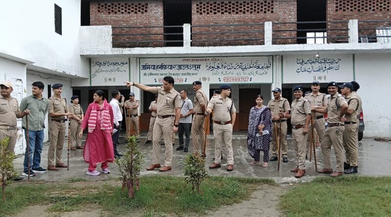 बाजपुर में 4 मदरसे सील, बगैर मान्यता के संचालित होने पर प्रशासन ने की कार्रवाई