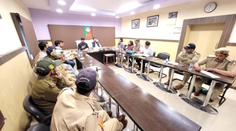गुलदार समेत वन्यजीवों के हमलों से बच्चों उत्पन्न संकट का बाल आयोग ने लिया संज्ञान