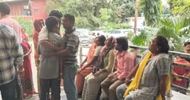 रायपुर थाना क्षेत्र में दिन-दहाड़े तिहरे हत्याकांड से दहशत, घर में घुसे बदमाश ने वृद्ध दंपति को पेचकश से गोदा, बचाने आई नौकरानी को भी उतारा मौत के घाट